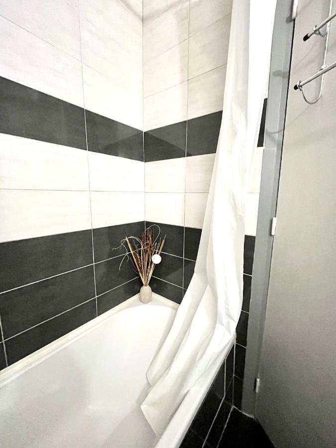 Antibes Home 2P 50M2 With Ac & Free Parking & 2 Balconies المظهر الخارجي الصورة